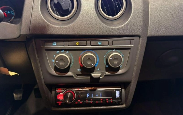 imagem-https://www.socarrao.com.br/sc-vehicle-images-prod/4253614/1790883205158-8527548_16_B_0ce2fcaf84.jpeg