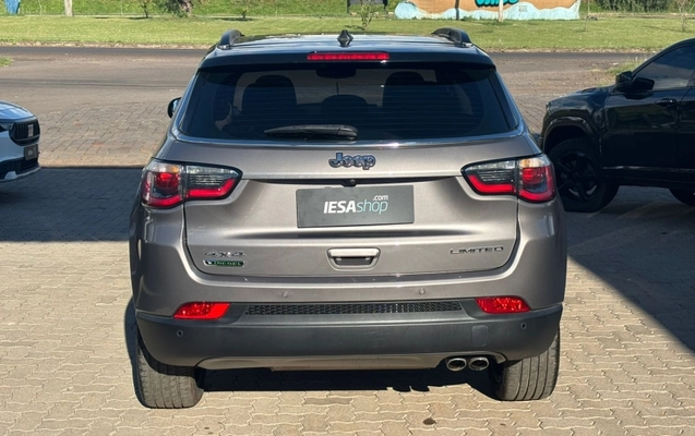imagem-https://www.socarrao.com.br/sc-vehicle-images-prod/4253706/1790883890584-IdN2fPOgdmiKq9yzLdSKCsZ2x20SALyx.jpg
