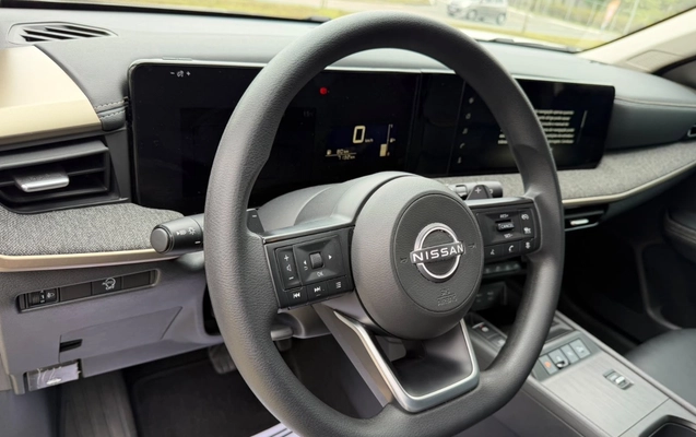 imagem-https://www.socarrao.com.br/sc-vehicle-images-prod/4253708/1790883947560-ZWQ3Y2IwYjgtN2Q5OS00Y2I4LWIyYzYtOWRhNjk1ZDgwNTgyLmpwZWc.jpeg