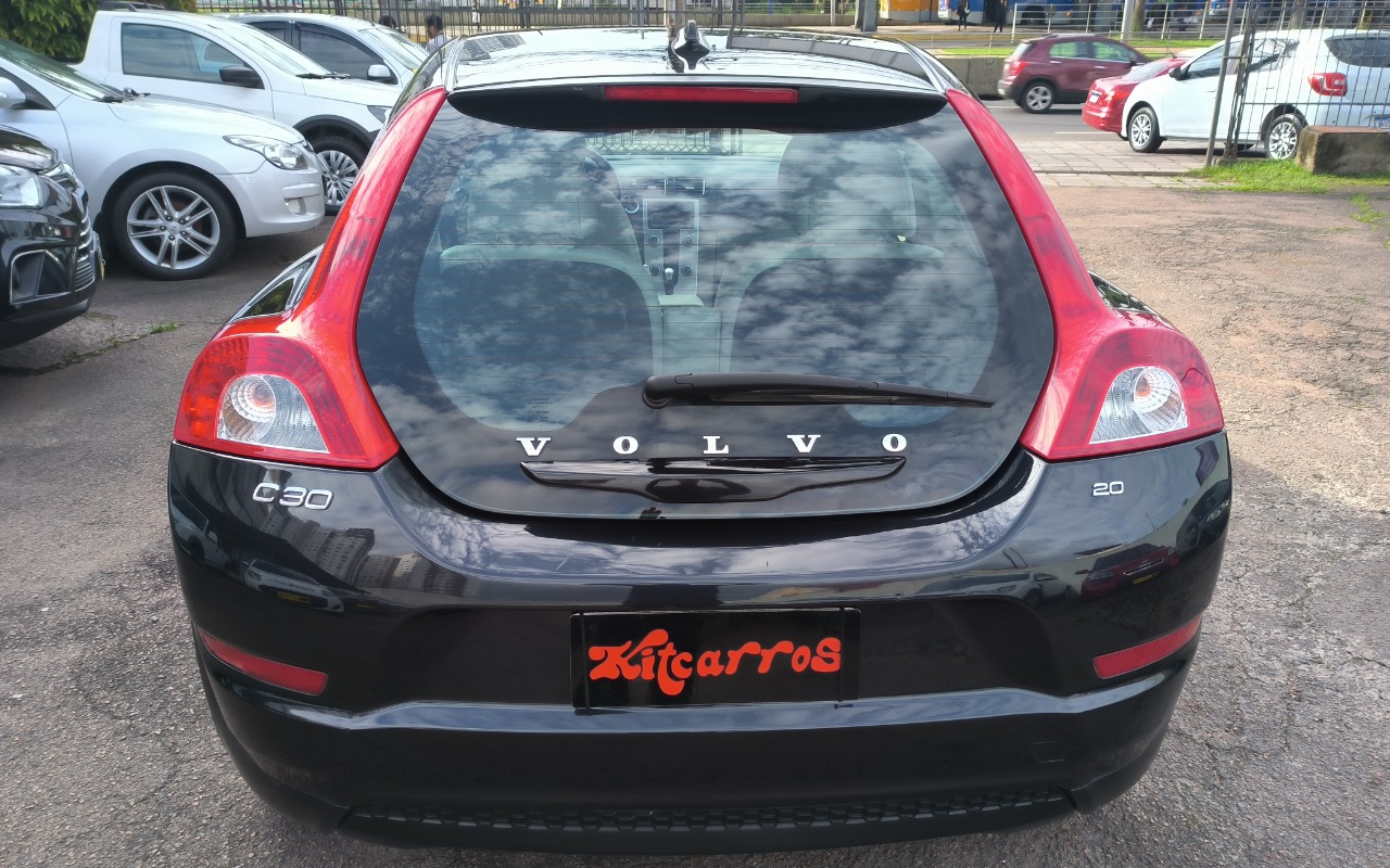 imagem-https://www.socarrao.com.br/sc-vehicle-images-prod/4253710/1790883959024-SU1HXzIwMjYxMDAxXzE2MDEyOS5qcGc.jpg