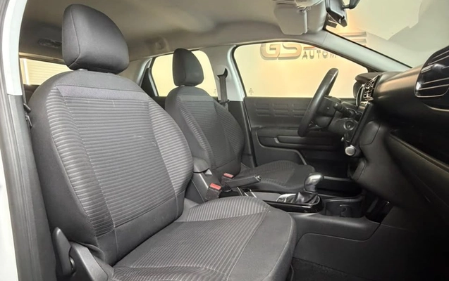imagem-https://www.socarrao.com.br/sc-vehicle-images-prod/4253737/1790884106831-gb-2b3b491.jpeg