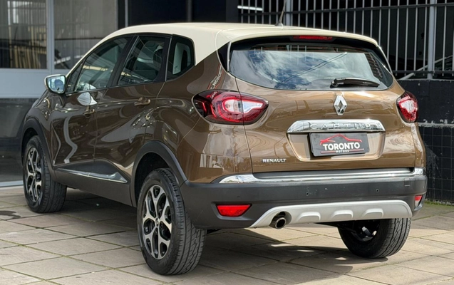 imagem-https://www.socarrao.com.br/sc-vehicle-images-prod/4253749/1790884133938-8dYcd2afBSuuyPiLB2gsaxpPzo8u137O.jpg