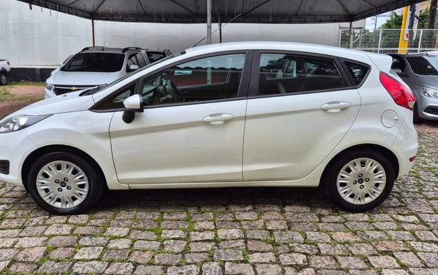 imagem-https://www.socarrao.com.br/sc-vehicle-images-prod/4253750/1790884136512-V2hhdHNBcHAgSW1hZ2UgMjAyNi0wOS0zMCBhdCAxNy4zOS41MiAoMSkuanBlZw.jpeg