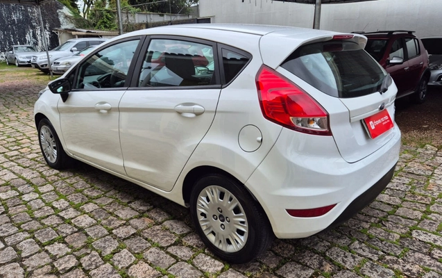 imagem-https://www.socarrao.com.br/sc-vehicle-images-prod/4253750/1790884136572-V2hhdHNBcHAgSW1hZ2UgMjAyNi0wOS0zMCBhdCAxNy4zOS41Mi5qcGVn.jpeg