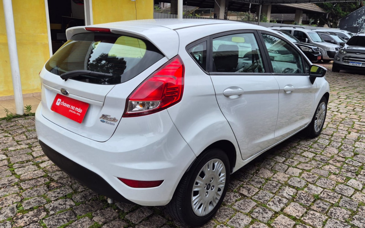 imagem-https://www.socarrao.com.br/sc-vehicle-images-prod/4253750/1790884136804-V2hhdHNBcHAgSW1hZ2UgMjAyNi0wOS0zMCBhdCAxNy4zOS41MyAoMSkuanBlZw.jpeg
