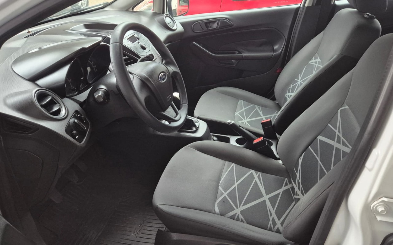 imagem-https://www.socarrao.com.br/sc-vehicle-images-prod/4253750/1790884136893-V2hhdHNBcHAgSW1hZ2UgMjAyNi0wOS0zMCBhdCAxNy4zOS41My5qcGVn.jpeg