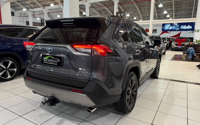 imagem-https://www.socarrao.com.br/sc-vehicle-images-prod/4253764/1790884192182-NGQzNWE0NjMtMzdjNy00NTA1LThkYTAtYmYyMDNlODU0MWZmLmpwZWc.jpeg