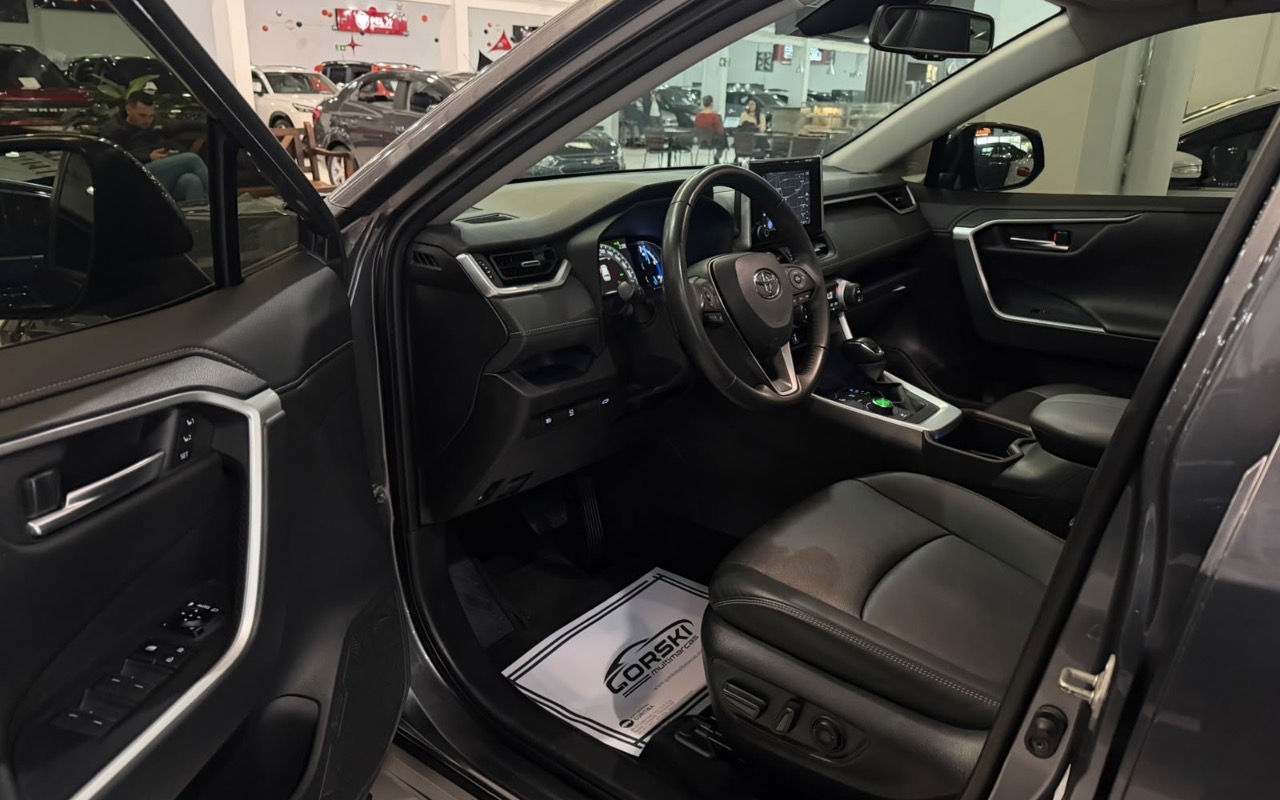 imagem-https://www.socarrao.com.br/sc-vehicle-images-prod/4253764/1790884192256-ZGUyMGMxNDgtYzQ4YS00MDcxLTkzZjAtNDEwOGIzODFhMDhiLmpwZWc.jpeg