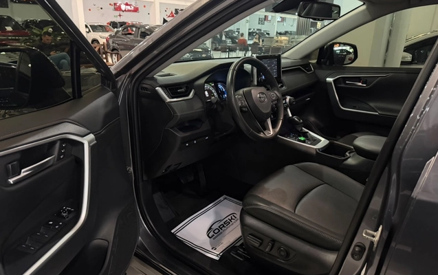 imagem-https://www.socarrao.com.br/sc-vehicle-images-prod/4253764/1790884192256-ZGUyMGMxNDgtYzQ4YS00MDcxLTkzZjAtNDEwOGIzODFhMDhiLmpwZWc.jpeg