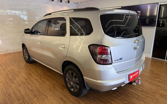 imagem-https://www.socarrao.com.br/sc-vehicle-images-prod/4253788/1791576477979-8518079_12_B_2a0ffea1ce.jpeg