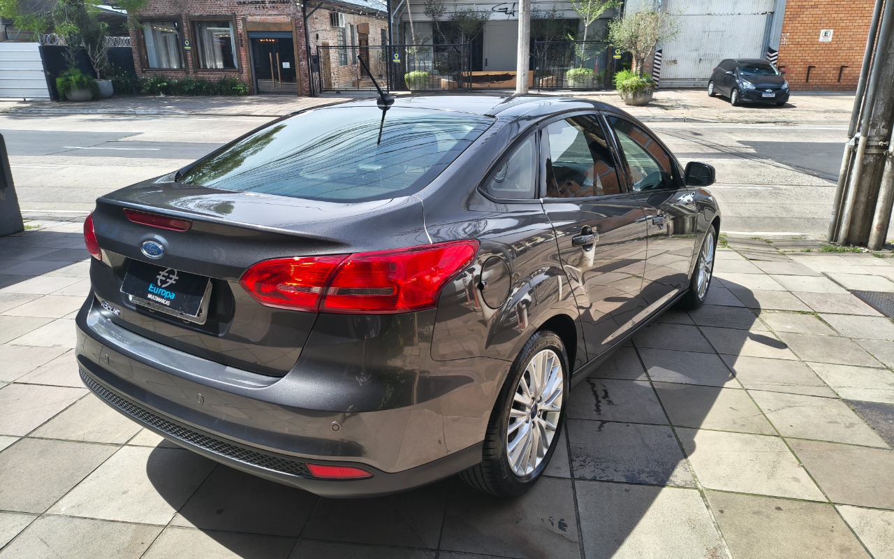 imagem-https://www.socarrao.com.br/sc-vehicle-images-prod/4253817/1791041030259-SU1HXzIwMjYxMDAzXzExMzMyNjQ4Ml9IRFIuanBn.jpg