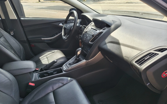 imagem-https://www.socarrao.com.br/sc-vehicle-images-prod/4253817/1791041031067-SU1HXzIwMjYxMDAzXzExMzQ1MzYyNl9IRFIuanBn.jpg