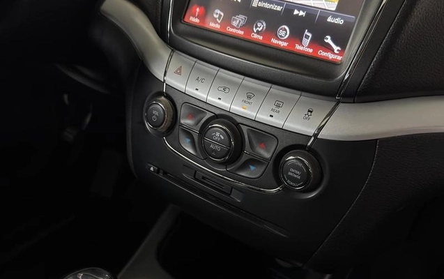 imagem-https://www.socarrao.com.br/sc-vehicle-images-prod/4253823/1790884787923-8353334_22_B_627d5928b7.jpeg