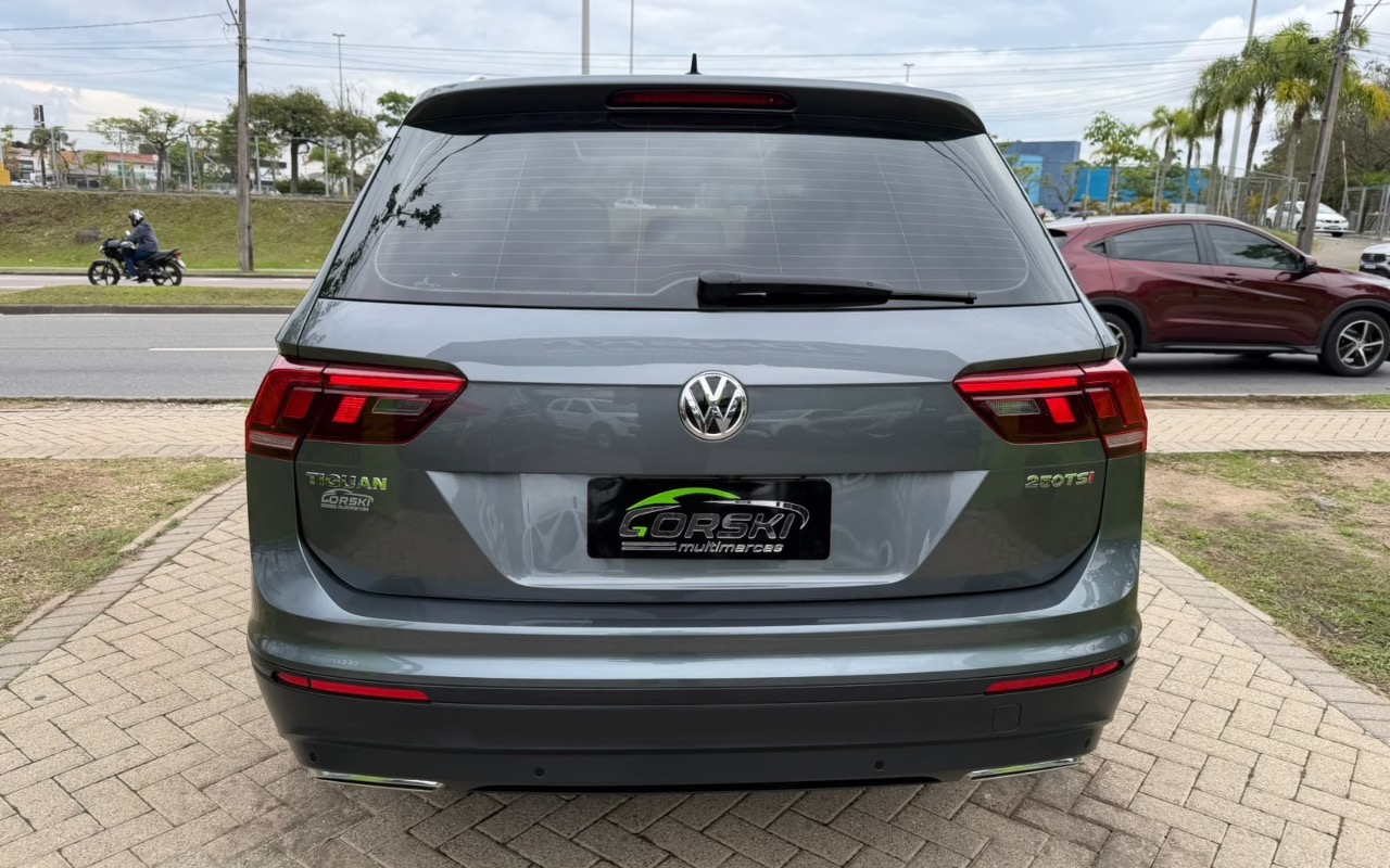 imagem-https://www.socarrao.com.br/sc-vehicle-images-prod/4253926/1790885373289-ZWY5ZTY1ZWQtN2ExNy00OGMyLWIwZTktNGUyZjhkMGM0NDhlLmpwZWc.jpeg
