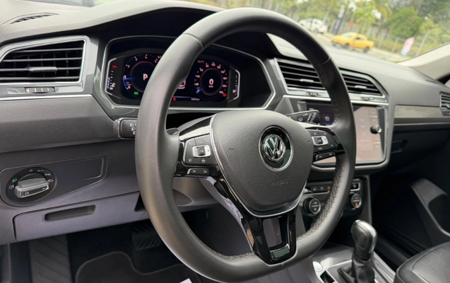 imagem-https://www.socarrao.com.br/sc-vehicle-images-prod/4253926/1790885373722-MzRkMDUxN2EtZDhiZS00YzRhLTg2MWMtMzUyZmQ5NWY1NWRlLmpwZWc.jpeg