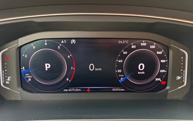 imagem-https://www.socarrao.com.br/sc-vehicle-images-prod/4253926/1790885373897-YjEyNDBhYmMtZWMxYS00NTJiLTlkY2UtNDZhMGQ2YTIwMGY2LmpwZWc.jpeg