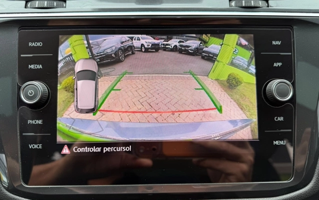 imagem-https://www.socarrao.com.br/sc-vehicle-images-prod/4253926/1790885373963-ZTMyODQxZDMtMWZiZC00MjY1LWJmNzEtOWQzNGIwMDA5ZmMwLmpwZWc.jpeg