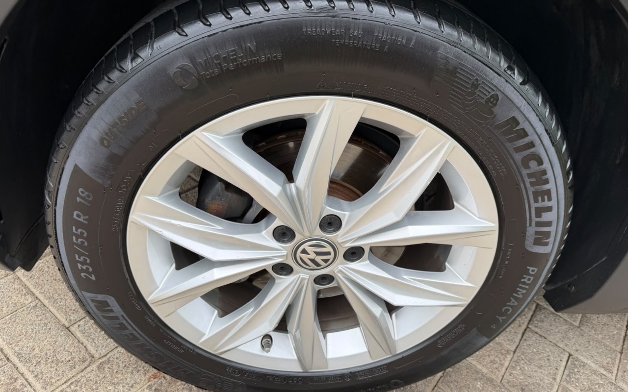 imagem-https://www.socarrao.com.br/sc-vehicle-images-prod/4253926/1790885374470-ODY2YWIxYWYtNmM1NS00MGJhLWJhM2QtMmFjZDViZjlkOWFiLmpwZWc.jpeg
