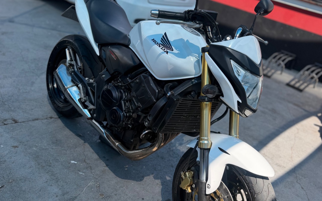 Honda CB 600F HORNET 2014 Preto — foto 1 de 3