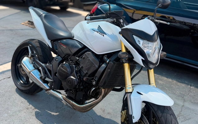 imagem-https://www.socarrao.com.br/sc-vehicle-images-prod/4253932/1790885395094-SU1HXzA5MjkuanBlZw.jpeg