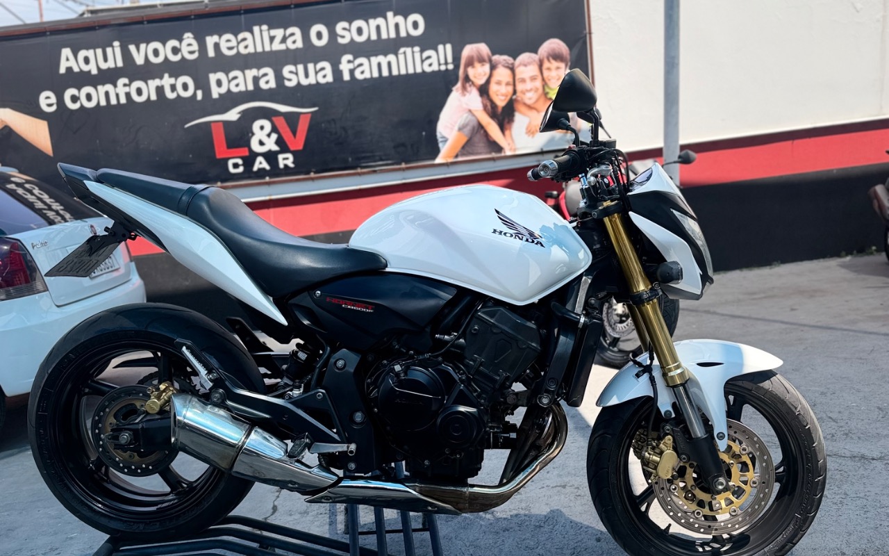 imagem-https://www.socarrao.com.br/sc-vehicle-images-prod/4253932/1790885395412-SU1HXzA5MTIuanBlZw.jpeg