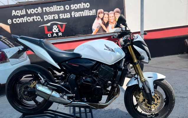imagem-https://www.socarrao.com.br/sc-vehicle-images-prod/4253932/1790885395412-SU1HXzA5MTIuanBlZw.jpeg