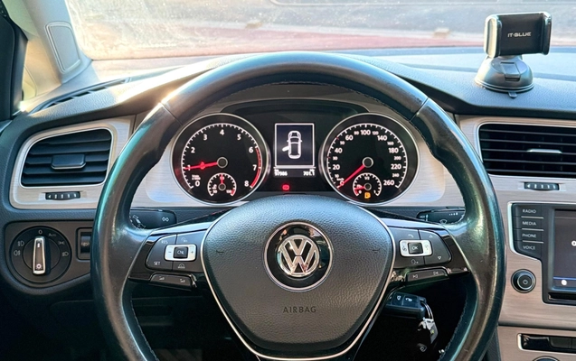 imagem-https://www.socarrao.com.br/sc-vehicle-images-prod/4253967/1790885706953-5dac6887-deab-40bc-a4c3-db7095e6b57f.jpg