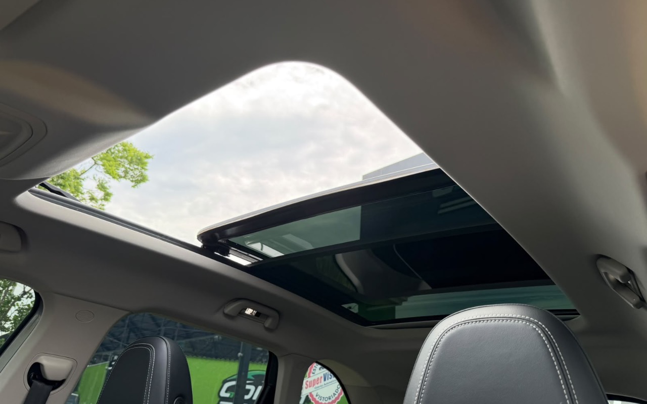 imagem-https://www.socarrao.com.br/sc-vehicle-images-prod/4253972/1790885743832-YTJhMmQ3NTktYzIyNy00NjUzLThhNTMtNjc1MTQwMGNiNTQ4LmpwZWc.jpeg