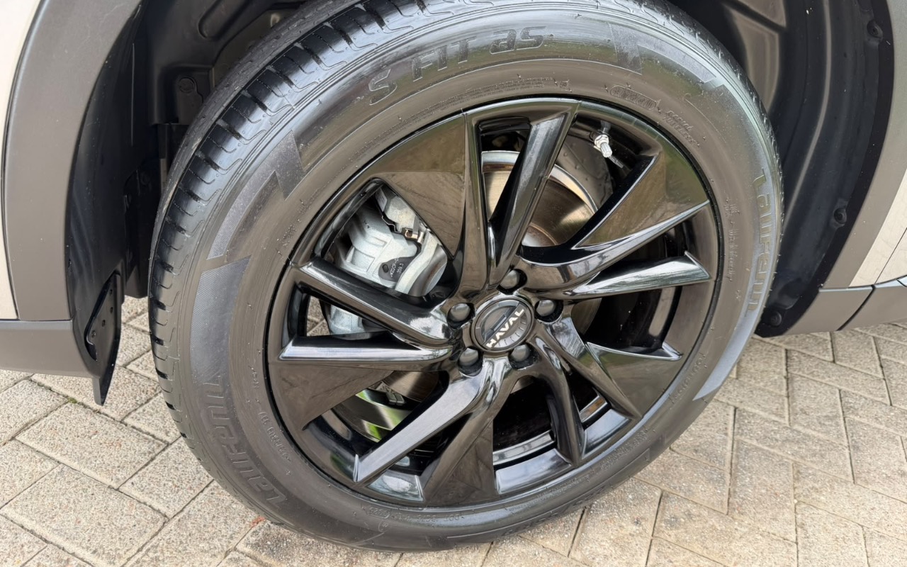 imagem-https://www.socarrao.com.br/sc-vehicle-images-prod/4253972/1790885744359-YzA0MmJjNGQtOTJlNS00MWZkLTk1OTMtMjhiNDI0ZjM4OWY2LmpwZWc.jpeg