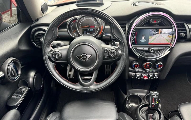 imagem-https://www.socarrao.com.br/sc-vehicle-images-prod/4254046/1791221276159-8527947_16_B_a9e531062c.jpeg