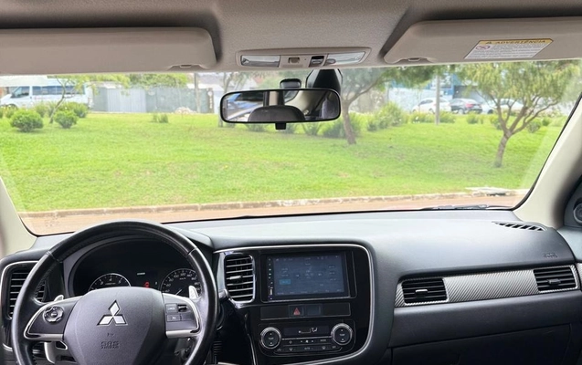imagem-https://www.socarrao.com.br/sc-vehicle-images-prod/4254061/1790886183273-bc49876d-b902-4f86-a8c0-77b50dbb4cab.jpg