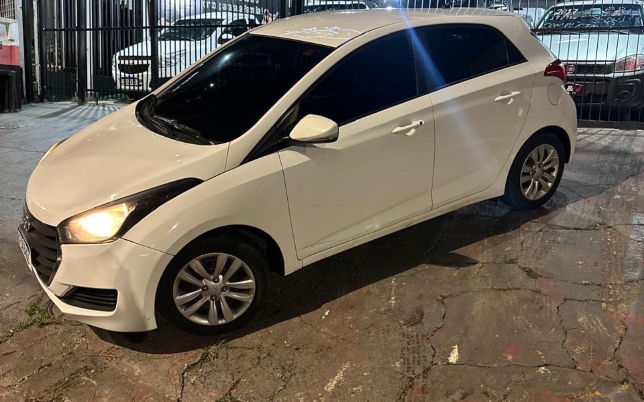 imagem-https://www.socarrao.com.br/sc-vehicle-images-prod/4254063/1790887292981-OGEwMDIzNDAtZDgyMS00YjcwLWFjY2QtZjc1NjM0MjQxYWIwLmpwZWc.jpeg