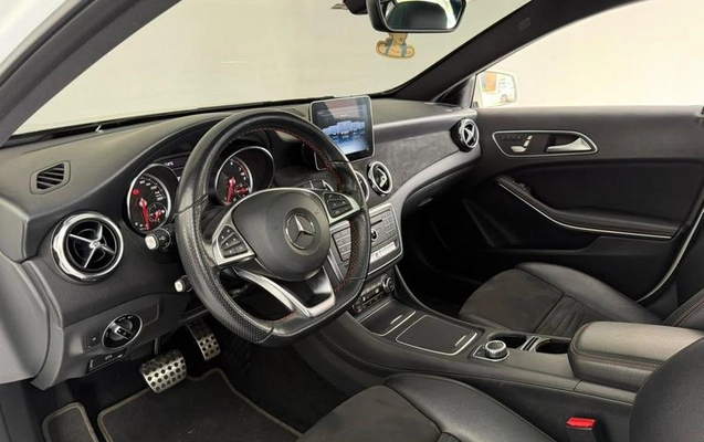 imagem-https://www.socarrao.com.br/sc-vehicle-images-prod/4254066/1791577146995-8535142_9_B_3cb6cd946d.jpeg