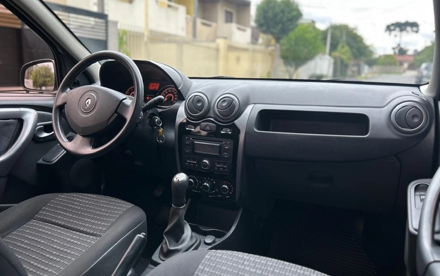 imagem-https://www.socarrao.com.br/sc-vehicle-images-prod/4254077/1790886306090-V2hhdHNBcHAgSW1hZ2UgMjAyNi0xMC0wMSBhdCAxNi4wOC4wNiAoMSkuanBlZw.jpeg