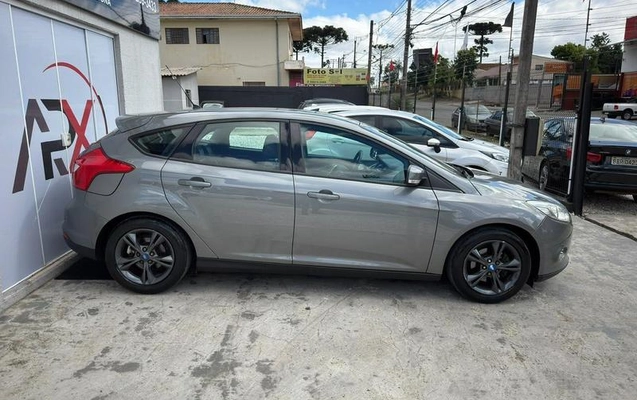 imagem-https://www.socarrao.com.br/sc-vehicle-images-prod/4254078/1790886308585-8248182_3_B_55873d036c.jpeg
