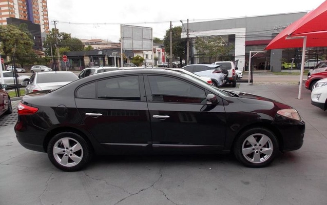 imagem-https://www.socarrao.com.br/sc-vehicle-images-prod/4254085/1790886353992-8524385_1_B_16874f700a.jpeg