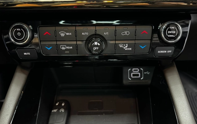 imagem-https://www.socarrao.com.br/sc-vehicle-images-prod/4254116/1791227720192-00a0b029-afe2-4876-a9de-426cfbfa42ee.jpeg