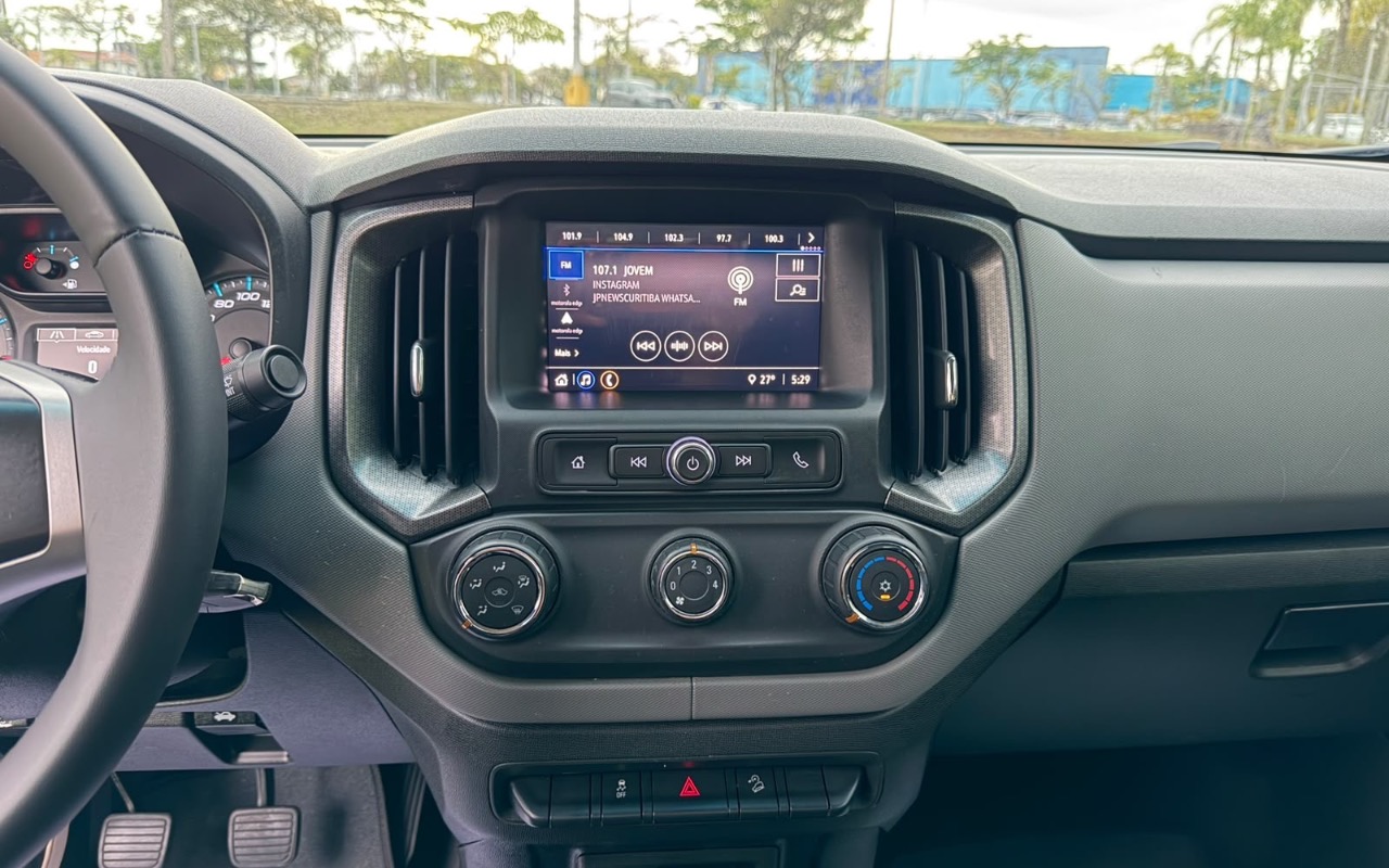 imagem-https://www.socarrao.com.br/sc-vehicle-images-prod/4254163/1790886925537-MmE1MGZhZDEtZTU5Zi00YjI5LWE0OGMtZjM3NGJkNWVhNzhlLmpwZWc.jpeg
