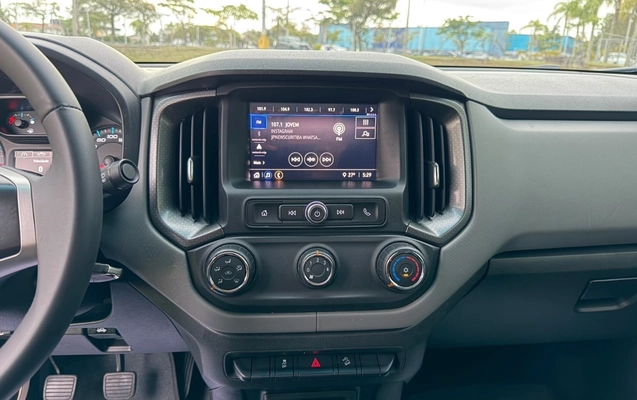 imagem-https://www.socarrao.com.br/sc-vehicle-images-prod/4254163/1790886925537-MmE1MGZhZDEtZTU5Zi00YjI5LWE0OGMtZjM3NGJkNWVhNzhlLmpwZWc.jpeg