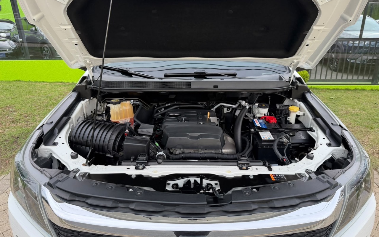 imagem-https://www.socarrao.com.br/sc-vehicle-images-prod/4254163/1790886926024-ZDA3ODBhYzItZGQzNi00ZDUyLWE2MTMtNDI5MWEwNTY5MjllLmpwZWc.jpeg