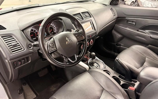 imagem-https://www.socarrao.com.br/sc-vehicle-images-prod/4254167/1790886976611-8530805_8_B_97013bcd56.jpeg