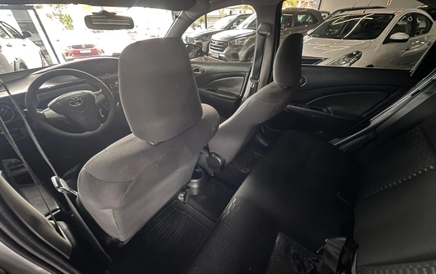 imagem-https://www.socarrao.com.br/sc-vehicle-images-prod/4254181/1790887095257-7d88f7ca1d4b4800994ddf1e5619baba_1790887038835.jpg