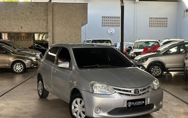 imagem-https://www.socarrao.com.br/sc-vehicle-images-prod/4254181/1792523248045-24763991f4be4ff4ba1cea3e1a4e3bea_1792523222251.jpg