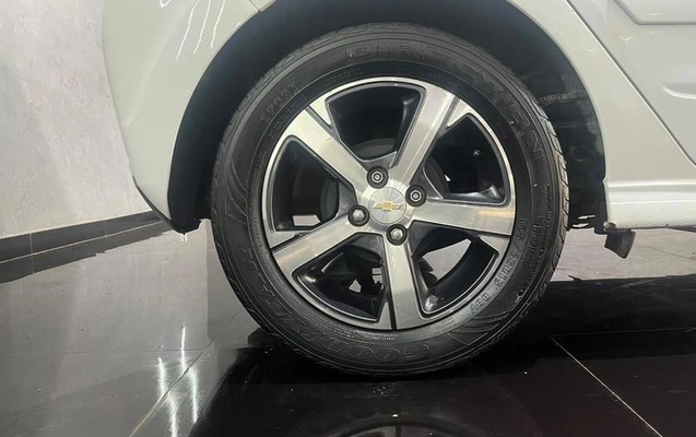 imagem-https://www.socarrao.com.br/sc-vehicle-images-prod/4254185/1791219799803-8535632_8_B_55ad0f7740.jpeg