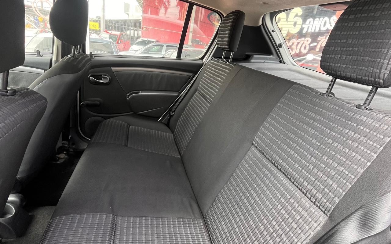 imagem-https://www.socarrao.com.br/sc-vehicle-images-prod/4254297/1791049915711-MjI4Y2IxZTUtODE4YS00YTJlLWFiYmYtODlhZmU5ZTExOWQwLmpwZWc.jpeg