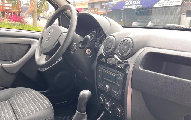 imagem-https://www.socarrao.com.br/sc-vehicle-images-prod/4254297/1791049916032-NzhiNmQ3ZTgtN2IxMC00YjBiLThiZDctNzJjZGRiNGZmNTYzLmpwZWc.jpeg