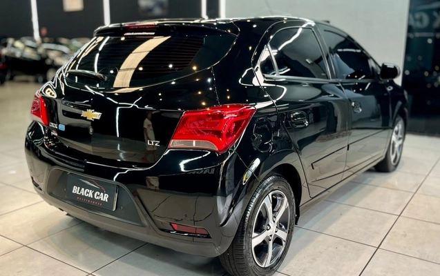 imagem-https://www.socarrao.com.br/sc-vehicle-images-prod/4254299/1790887381059-588f502823b940dbadcdb6b4880fffc8_1790885024640.jpg