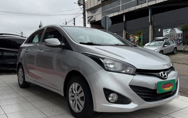 imagem-https://www.socarrao.com.br/sc-vehicle-images-prod/4254386/1791292121315-YWFmZDQ4NDUtM2FjNi00NGUyLWJlMTYtZjE3NmE0ZjRmY2I2LmpwZw.jpg