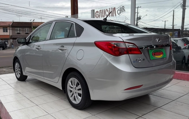 imagem-https://www.socarrao.com.br/sc-vehicle-images-prod/4254386/1791292122078-NTgwZjk0MzgtMTFkMC00NWJjLWE2N2YtYjdmNDY3NWUzZGQ1LmpwZw.jpg