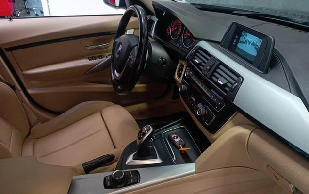 imagem-https://www.socarrao.com.br/sc-vehicle-images-prod/4254416/1790887749436-7979716_1_B_97f1fcfde9.jpeg